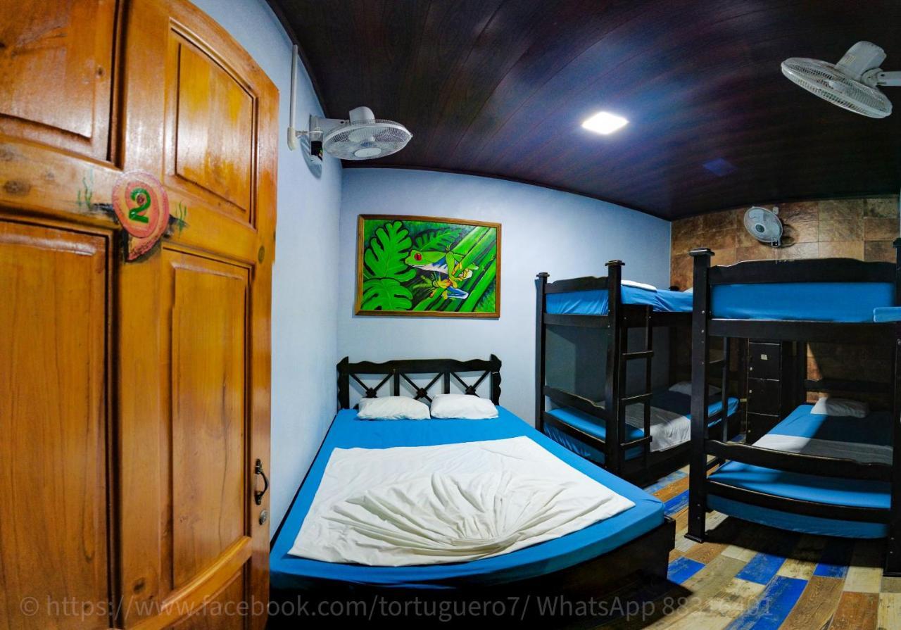 Hostel Tortuguero 7Backpackers Eksteriør bilde