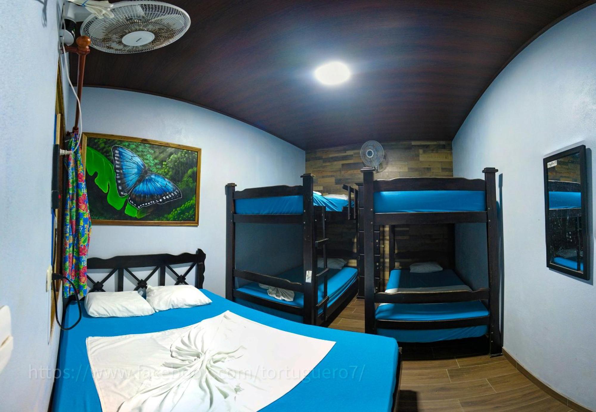 Hostel Tortuguero 7Backpackers Eksteriør bilde