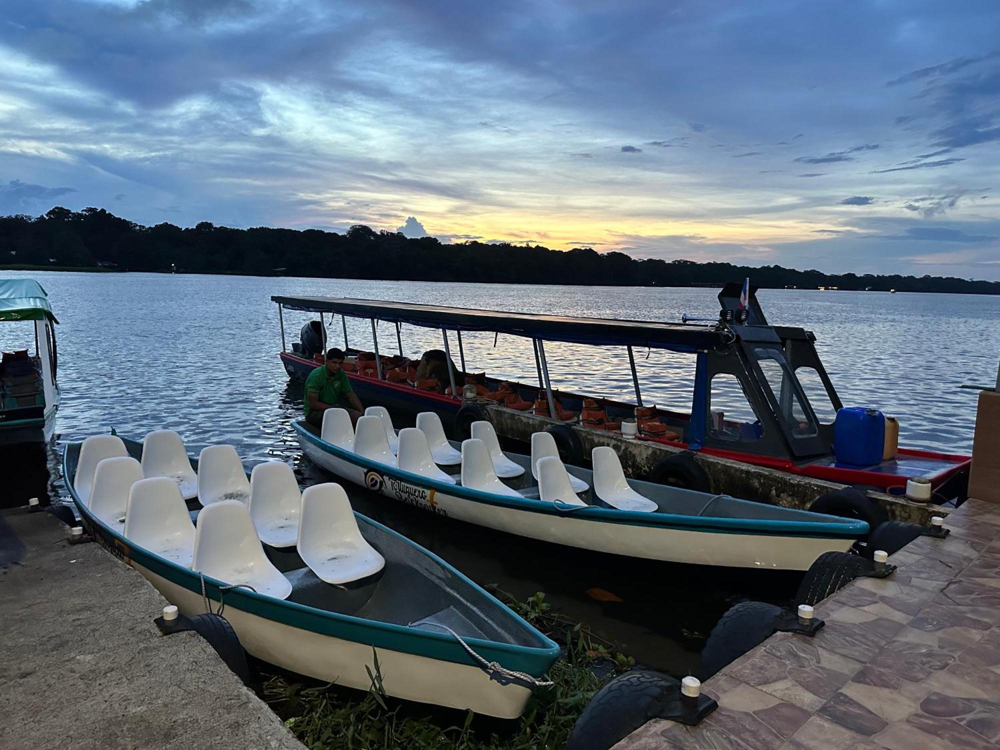 Hostel Tortuguero 7Backpackers Eksteriør bilde